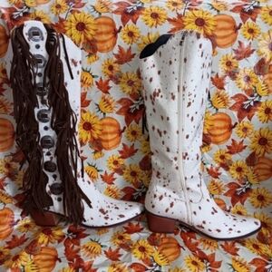 *NEW!**SZ 10*White and Brown Faux Hair and  Brown Fringe Western Boots!*